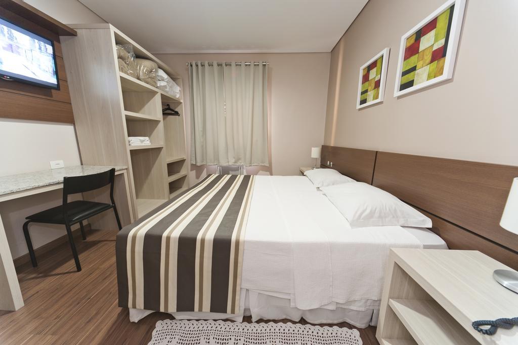 Hotel Sol By Mrhotelaria Curitiba Exteriör bild